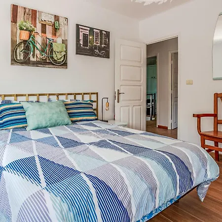 Gorgeous Home In San Xoan De Tabagon